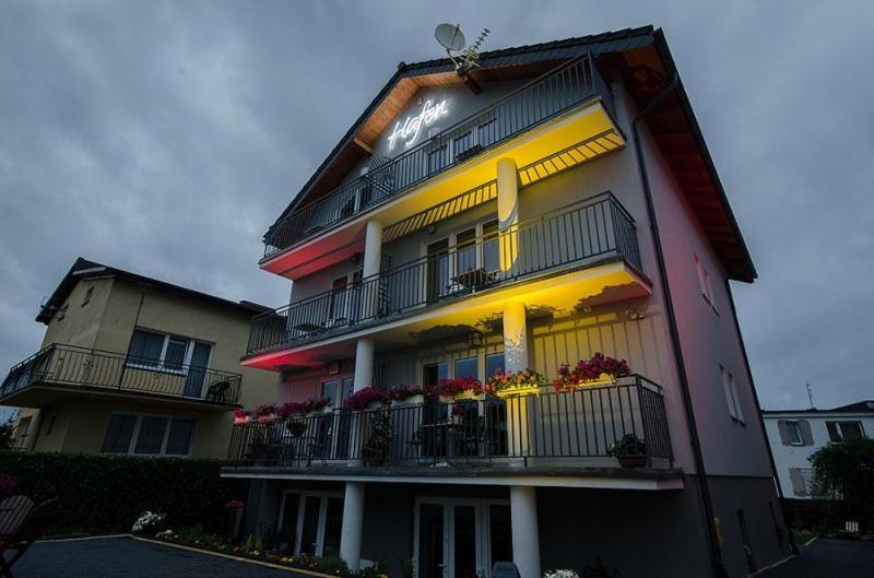 Pokoje Goscinne Hafen Guesthouse - Władysławowo Kültér fotó